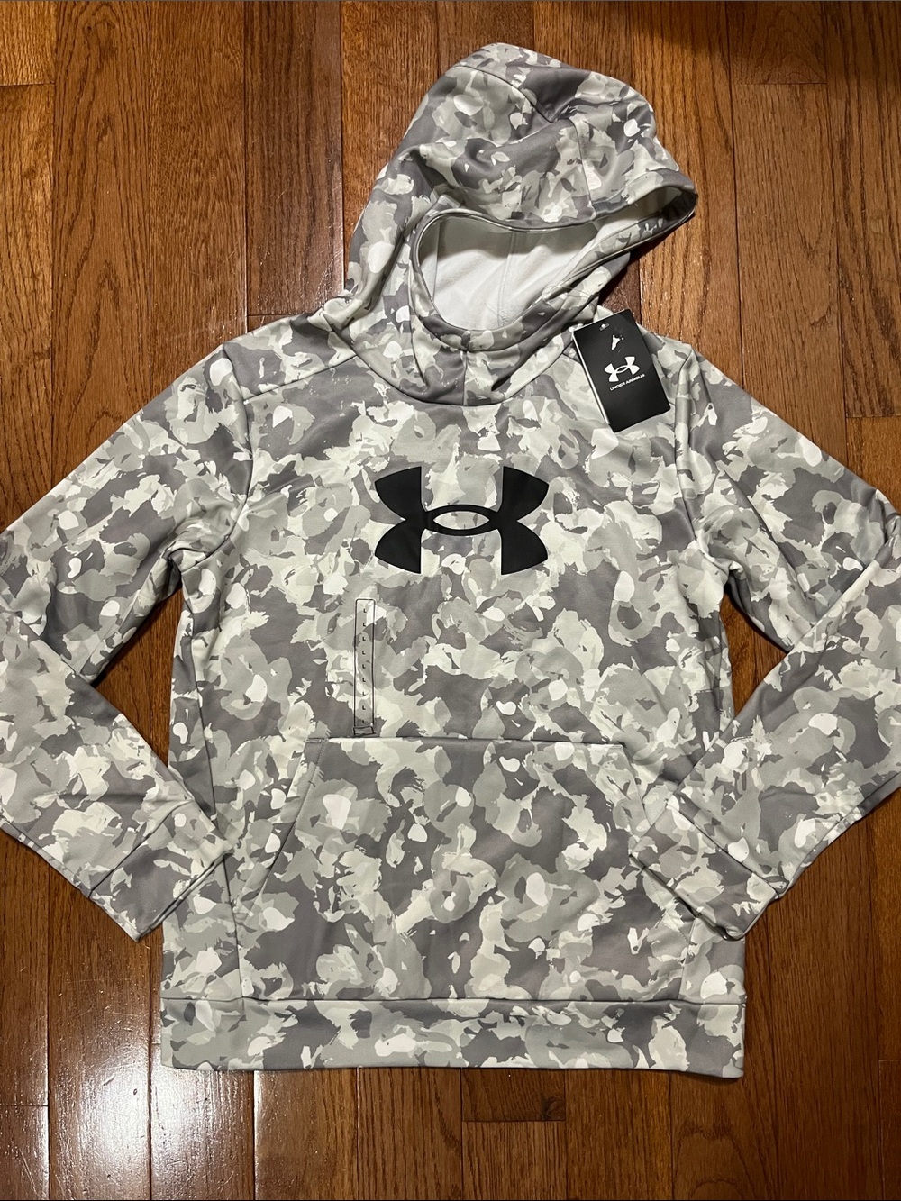 NWT Under Armour Gray & White Camo Hoodie Sz YL